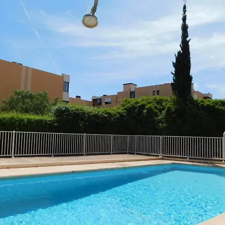 Cozy T2 Blue Beach With Parking And Pool *