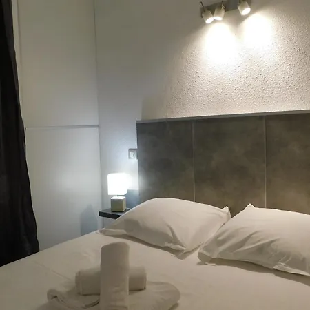 Cozy T2 Blue Beach With Parking And Pool Apartamento Antibes